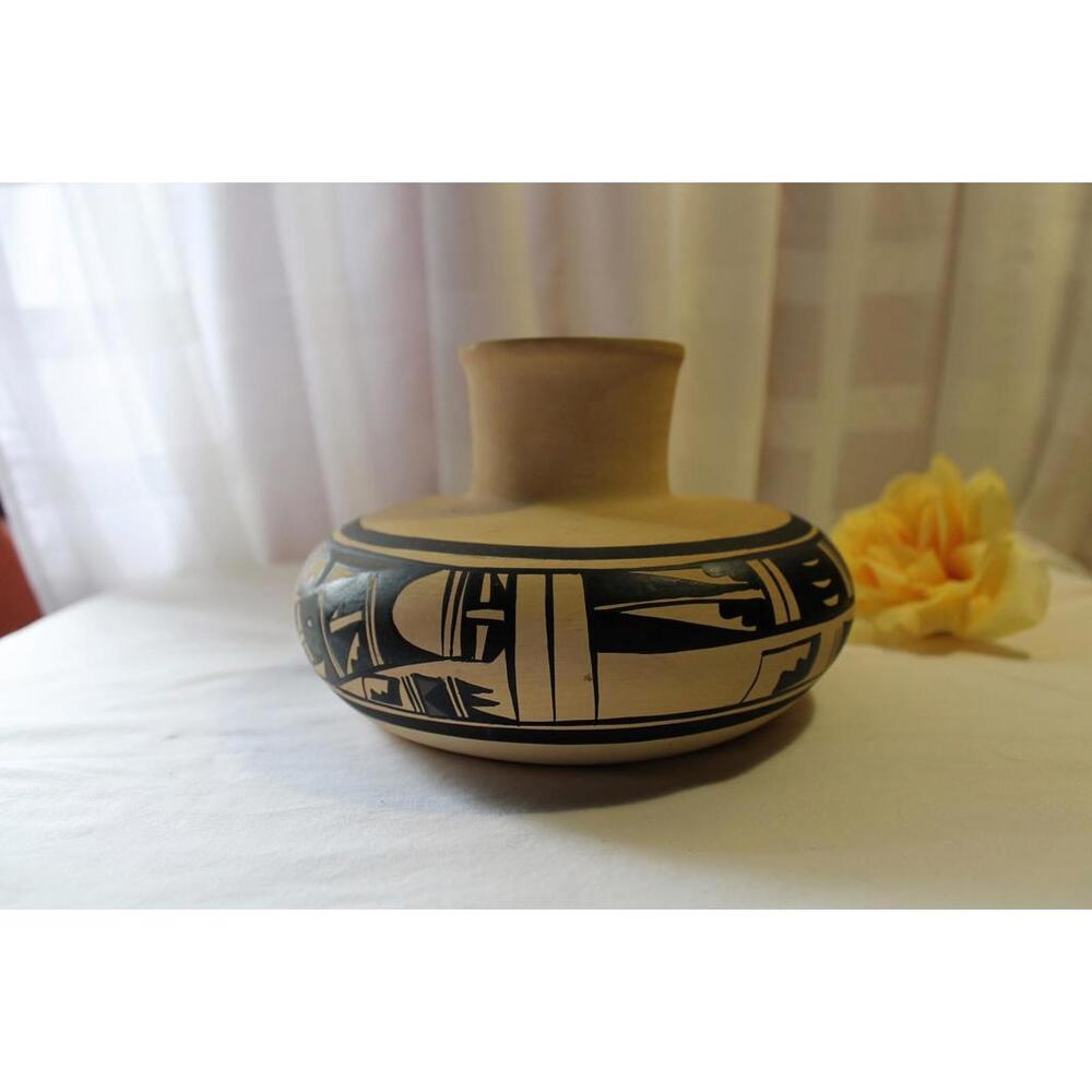 Vintage Mexican Pottery Vase, Clay, Black & Gray, Signed R. Ganan